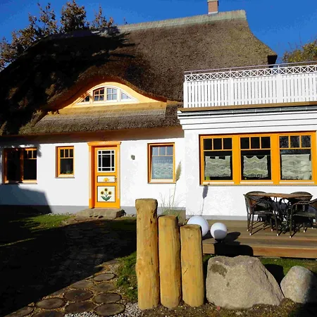 Boddenfrosch, Ruhig Gelegen Mitten Im Ortskern Von Mit Sauna Und Kostenlosem Parkplatz
