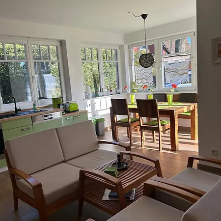 Boddenfrosch, Ruhig Gelegen Mitten Im Ortskern Von Mit Sauna Und Kostenlosem Parkplatz *